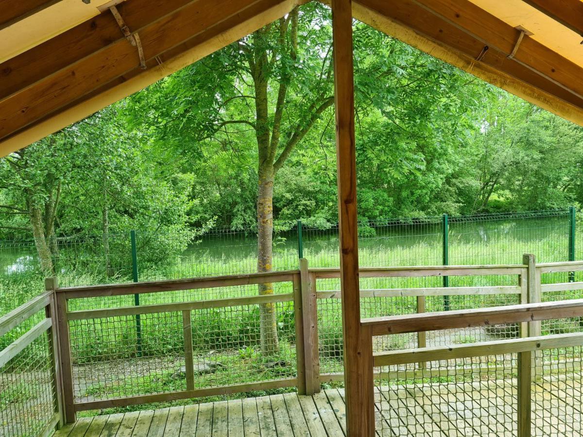 Resort & Camping - Val De Braye Bessé-sur-Braye Exterior foto